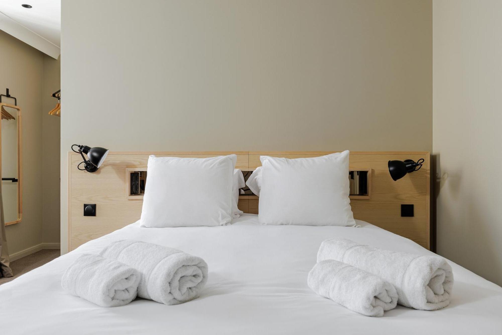 Hotel Des Sept - Entree Autonome, Reception En Ligne - Encore Mieux Orléans Eksteriør billede