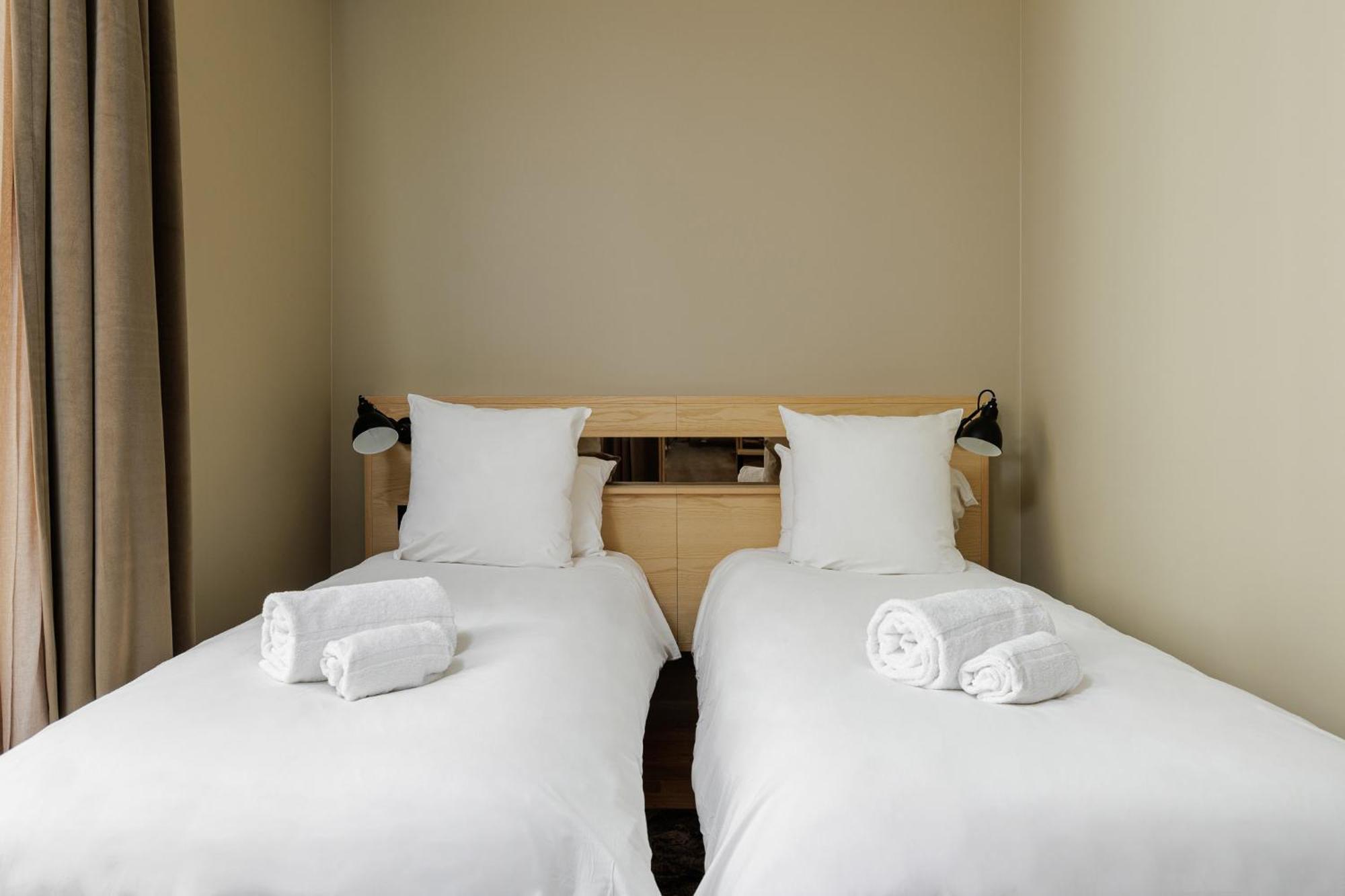 Hotel Des Sept - Entree Autonome, Reception En Ligne - Encore Mieux Orléans Eksteriør billede