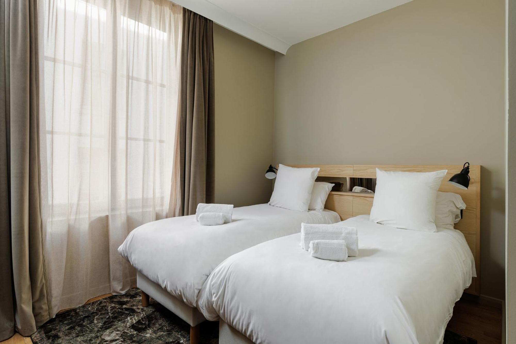 Hotel Des Sept - Entree Autonome, Reception En Ligne - Encore Mieux Orléans Eksteriør billede